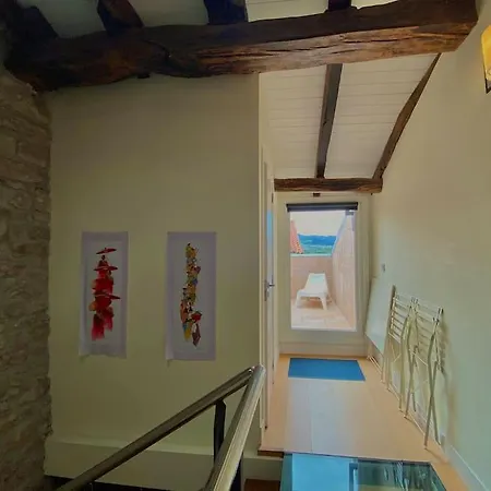 Ferienhaus Unique 4-floor With Sea, Mountain & Castle Views *