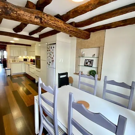 Unique 4-floor With Sea, Mountain & Castle Views Hondarribia