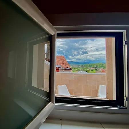 Ferienhaus Unique 4-floor With Sea, Mountain & Castle Views *