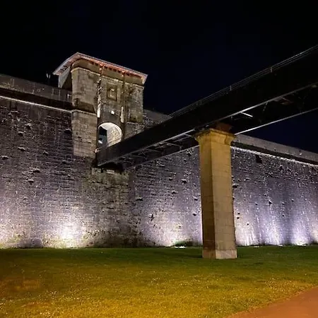 Unique 4-floor With Sea, Mountain & Castle Views Hondarribia