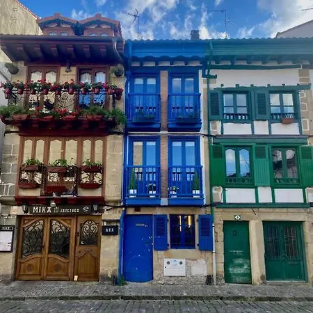 Unique 4-floor With Sea, Mountain & Castle Views Hondarribia